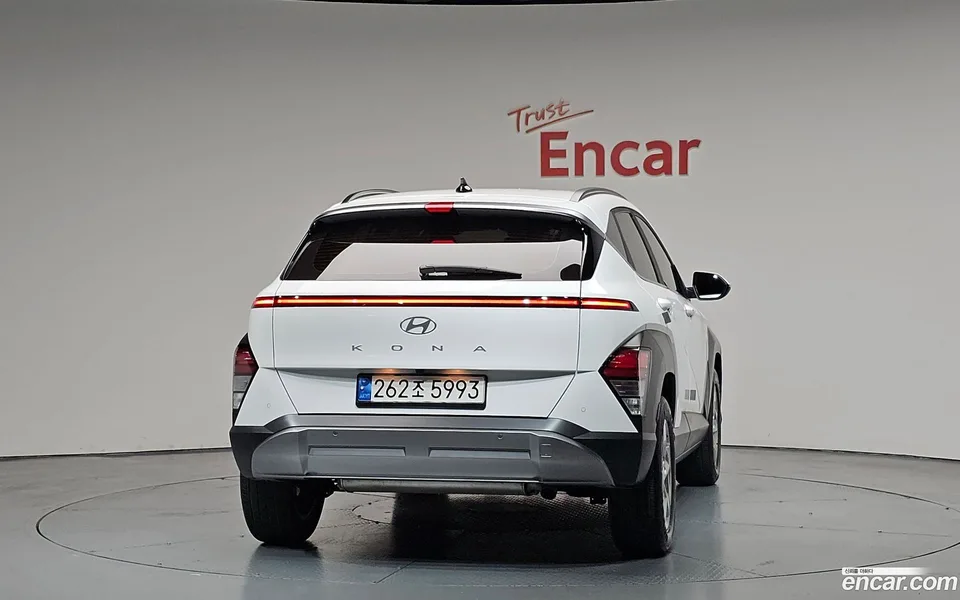 Hyundai Kona 1.6 2WD 2023 — миниатюра 4