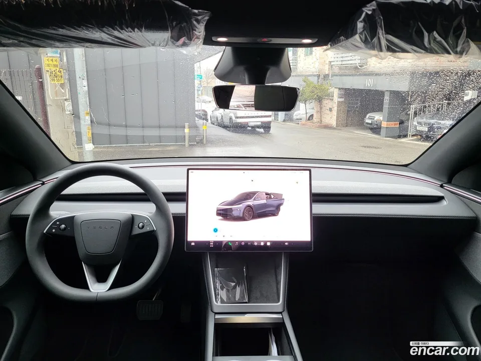 Tesla Model Y RWD 2026 — миниатюра 4