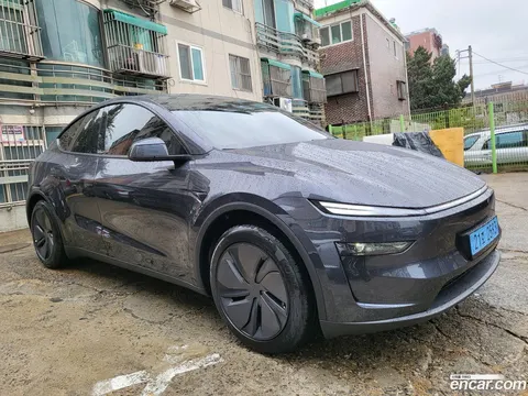 Tesla Model Y 2026 buy in Moscow