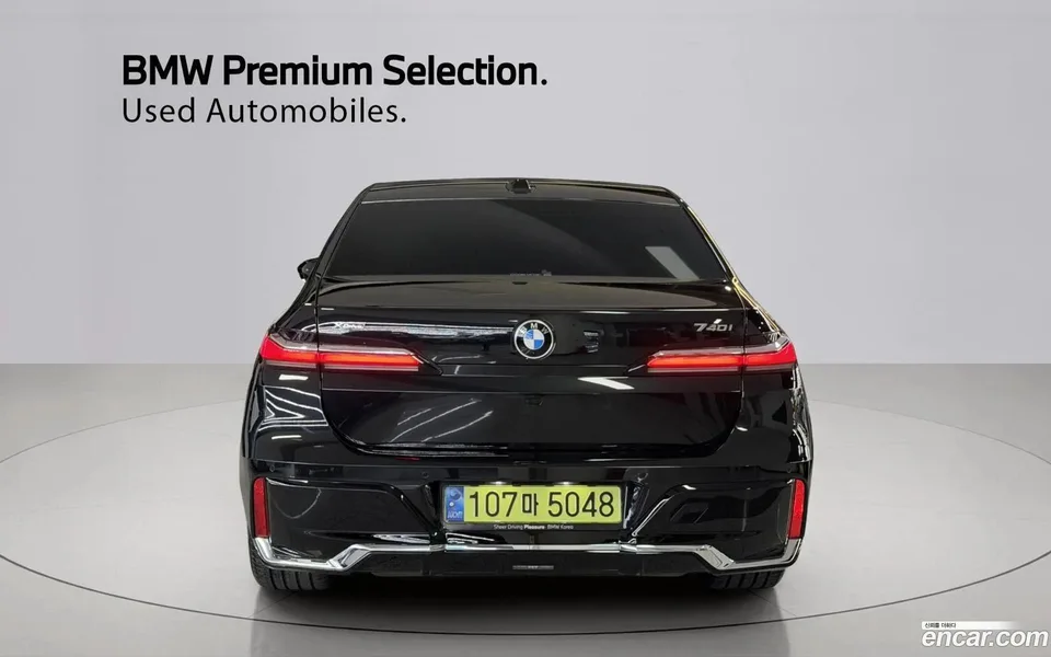 BMW 7 Series 740i xDrive M 2024 — миниатюра 4