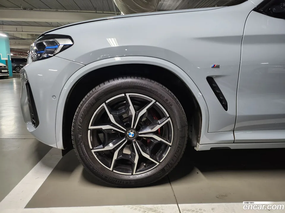 BMW X4 xDrive20i M 2022 — thumbnail 2