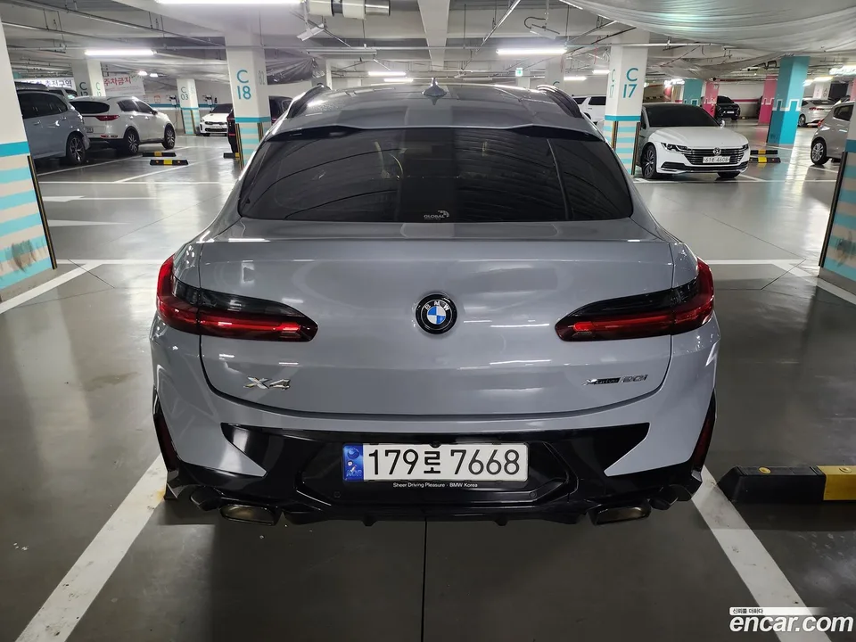 BMW X4 xDrive20i M 2022 — thumbnail 4