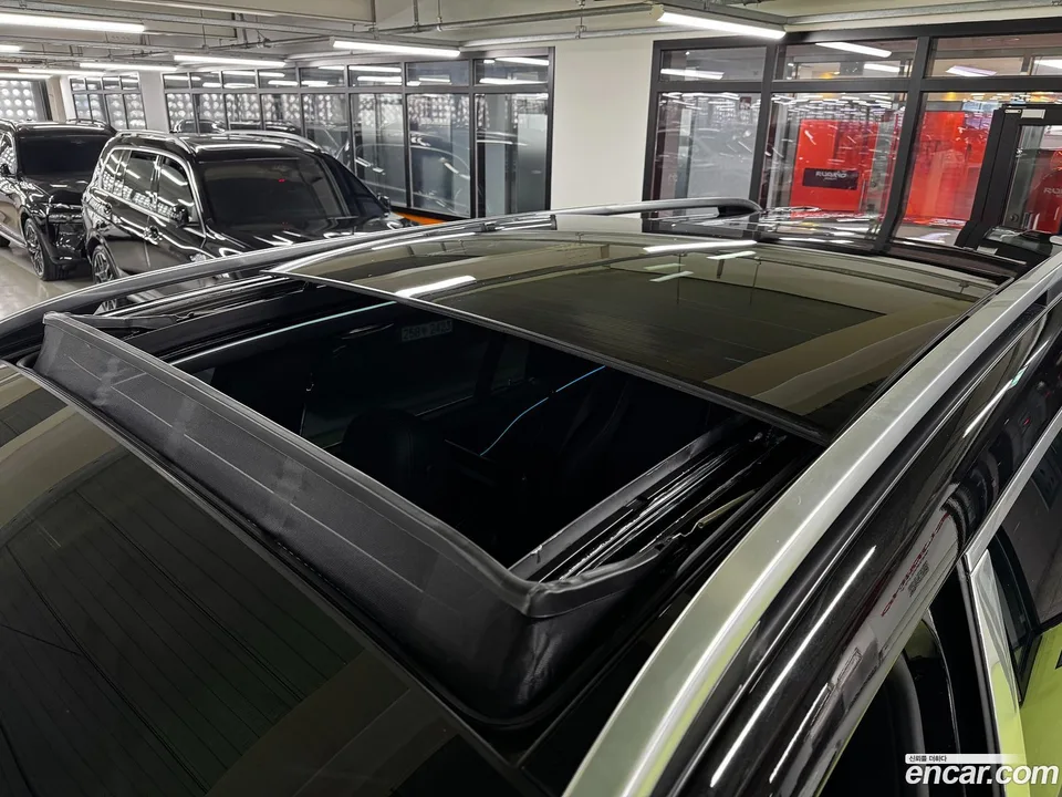 Mercedes-Benz GLS-Class GLS600 4MATIC 2022 — миниатюра 5