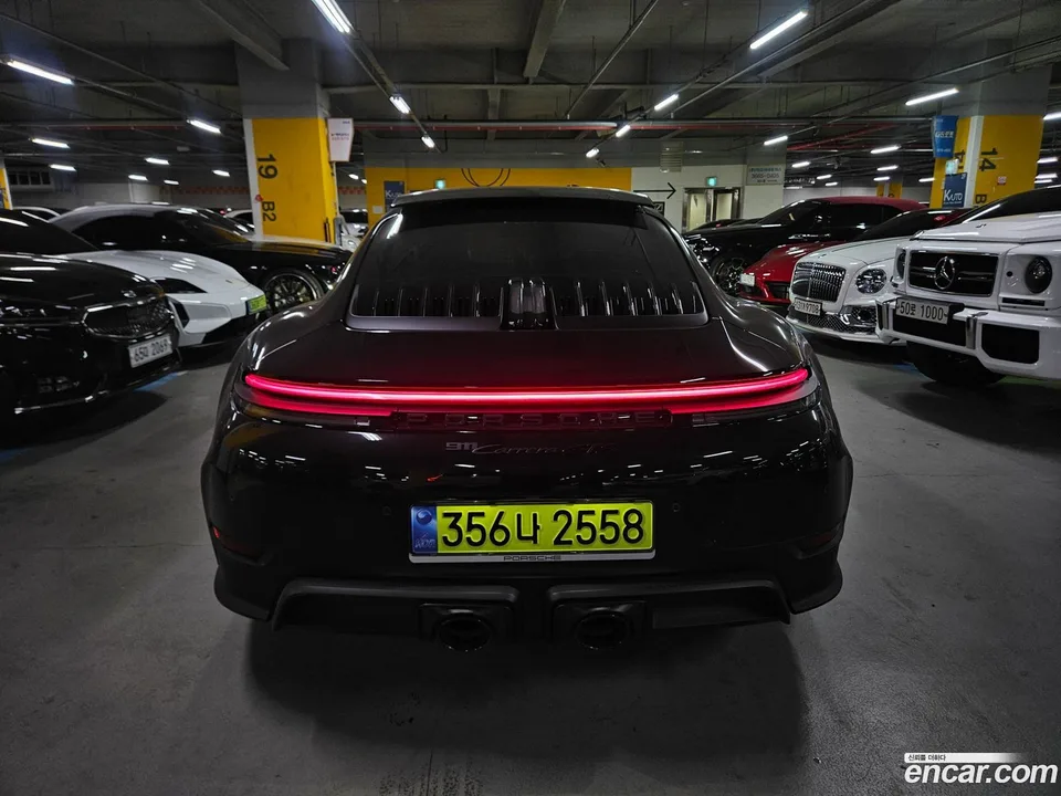 Porsche 911 (992) GTS 2026 — миниатюра 4