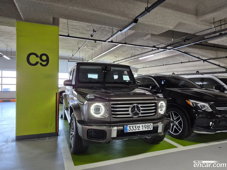 Mercedes-Benz G-Class G450d 2025 — thumbnail 4