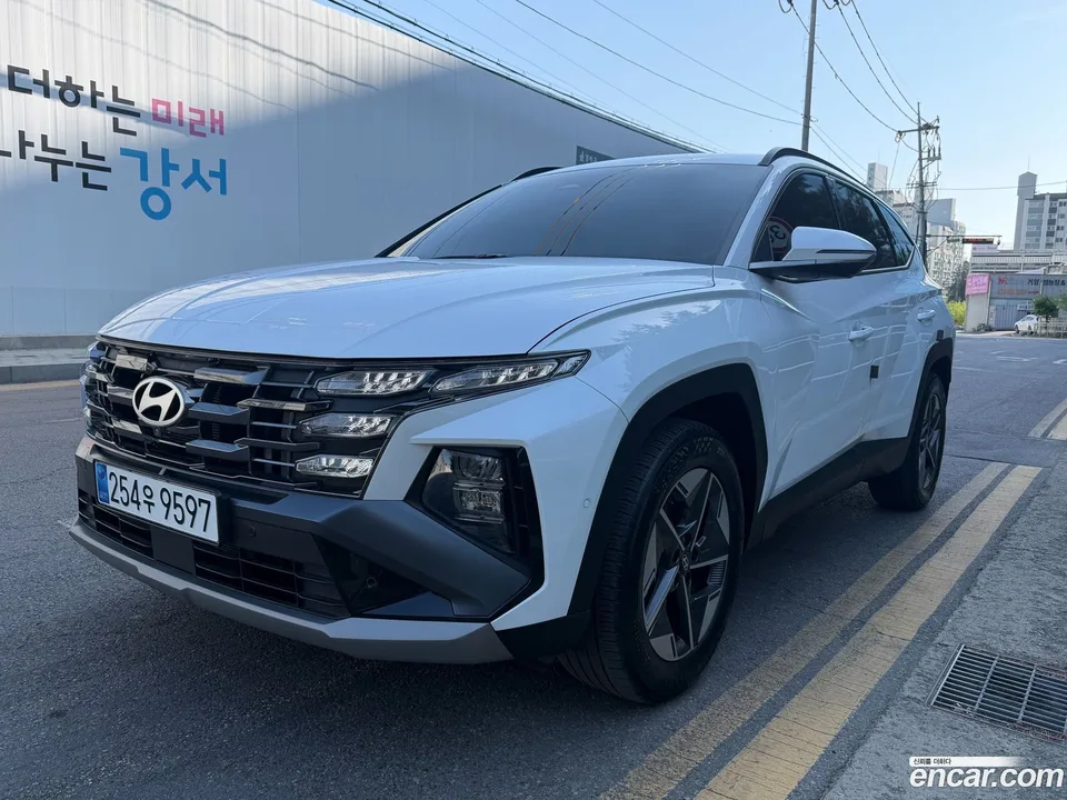 Hyundai Tucson NX4 1.6 2WD 2024 — миниатюра 2