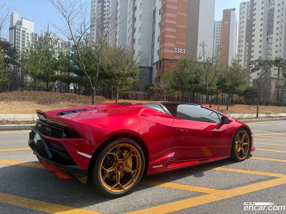 Lamborghini Huracan LP640-4 2023 — миниатюра 2