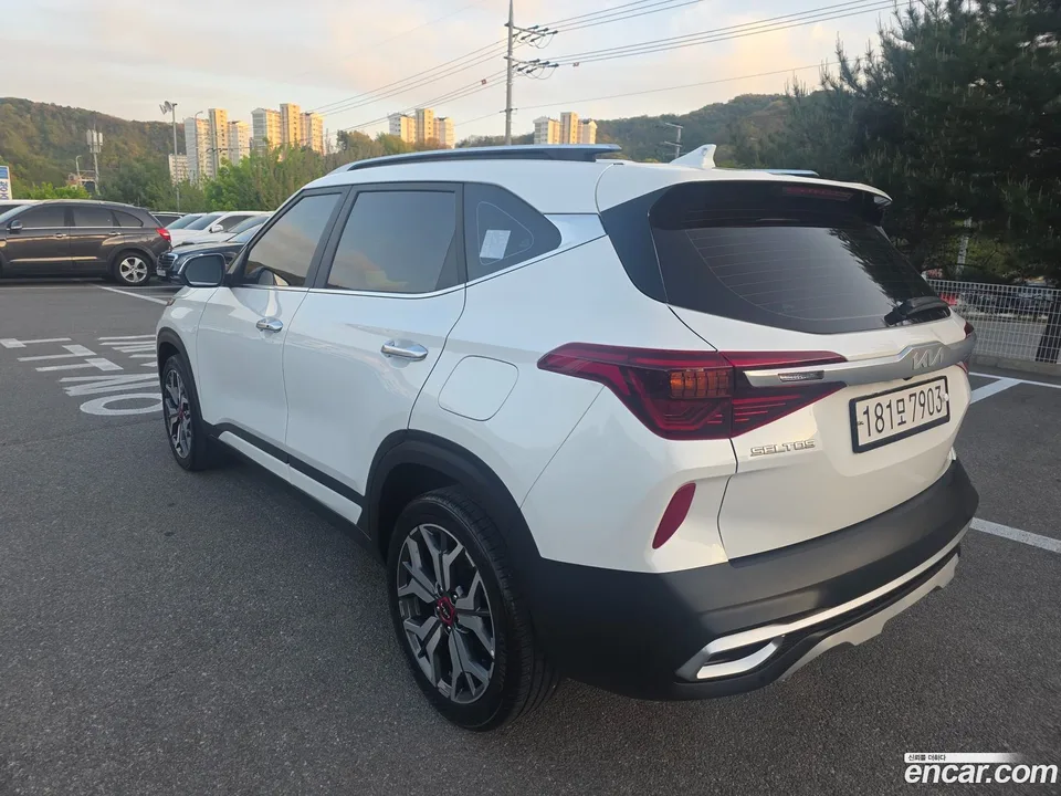 Kia Seltos 1.6 2WD 2022 — миниатюра 3