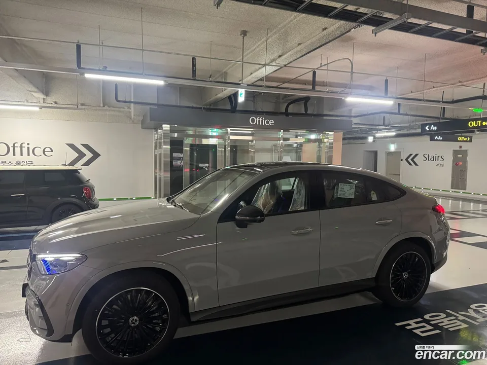 Mercedes-Benz GLC-Class GLC300 4MATIC 2026 — миниатюра 2