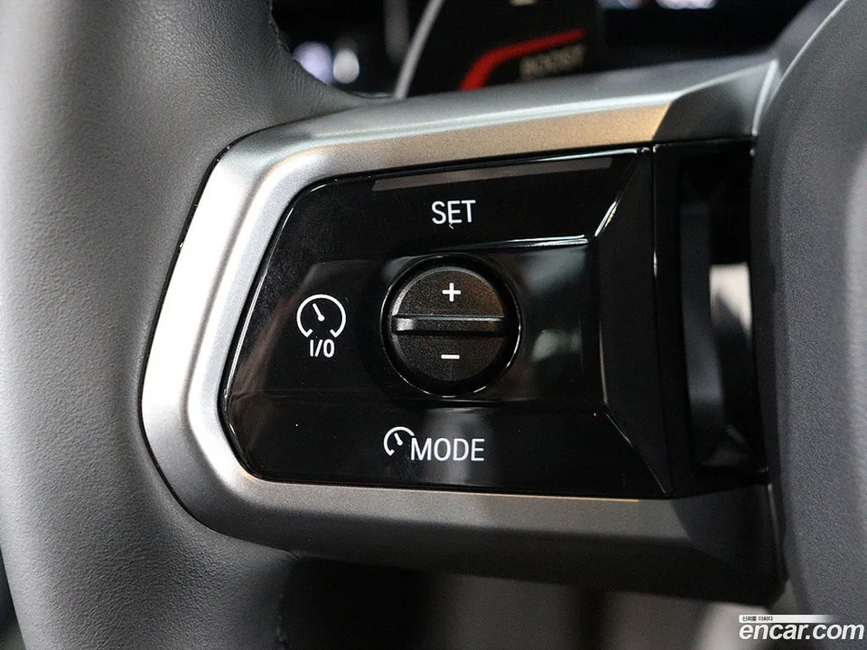 BMW 5 Series 520i M 2024 — миниатюра 5