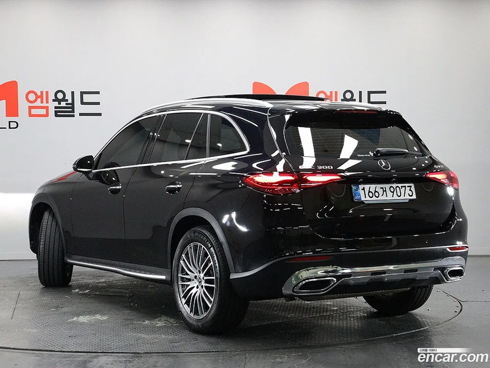 Mercedes-Benz GLC-Class GLC300 4MATIC 2025 — миниатюра 4