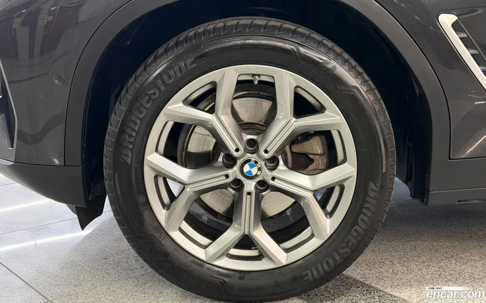 BMW X3 xDrive 20i 2024 — миниатюра 2