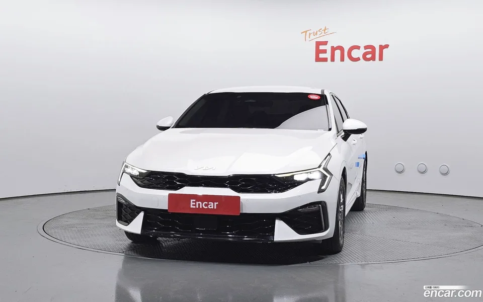 Kia K5 Hybrid 2024 — миниатюра 3