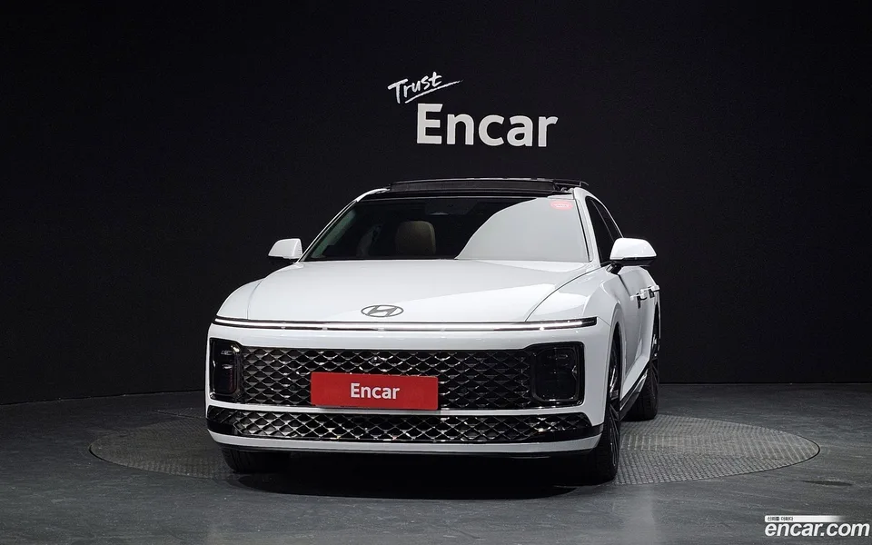 Hyundai Grandeur Hybrid 2023 — миниатюра 3