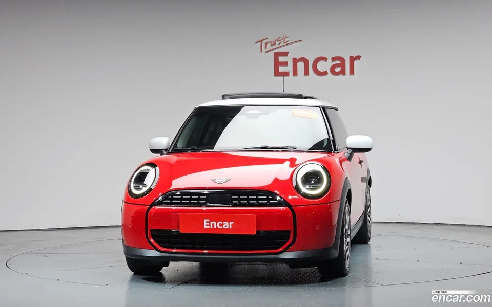 MINI Cooper C 2025 — миниатюра 3