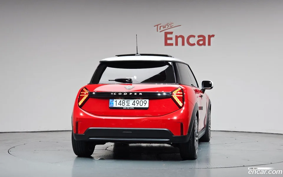 MINI Cooper C 2025 — миниатюра 4