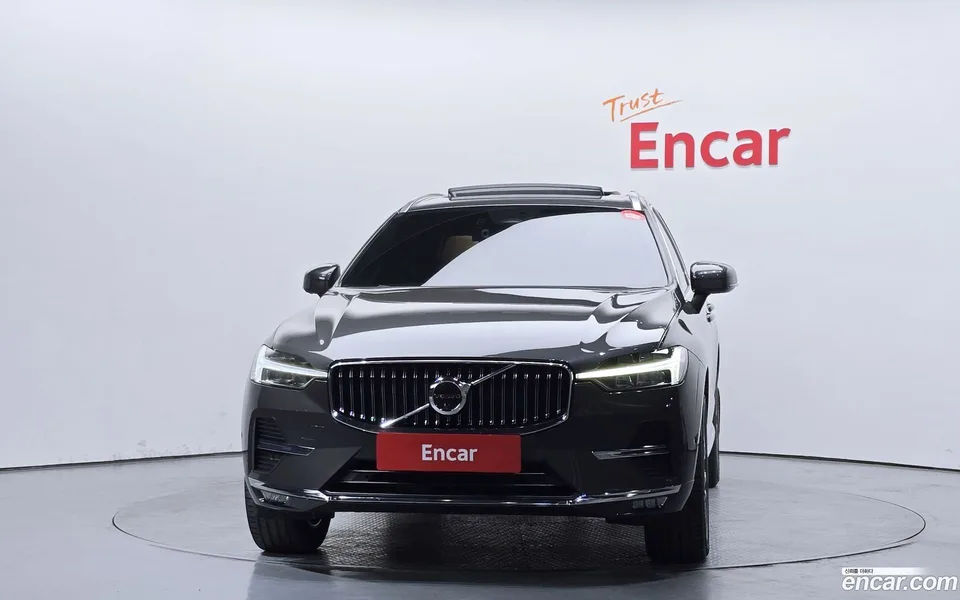 Volvo XC60 B5 2023 — миниатюра 3