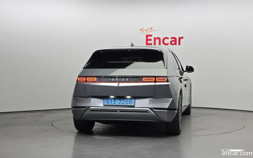 Hyundai Ioniq 5 2022 — миниатюра 4
