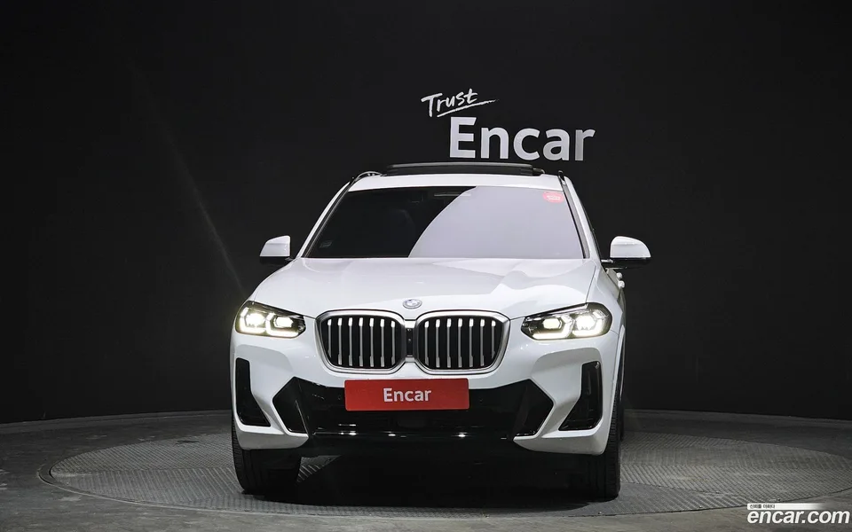 BMW X3 xDrive 30e M 2023 — миниатюра 3