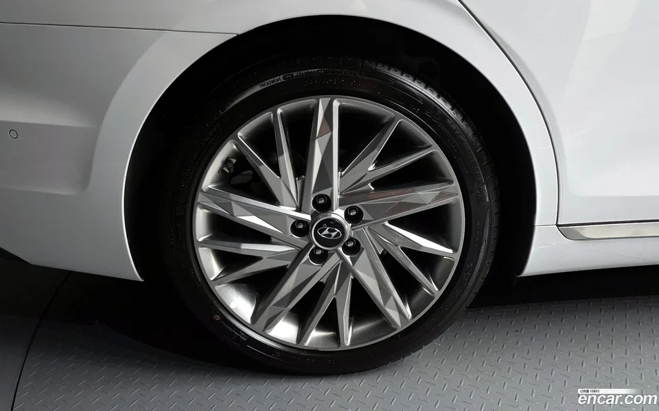 Hyundai Grandeur IG 3.3 2022 — миниатюра 2