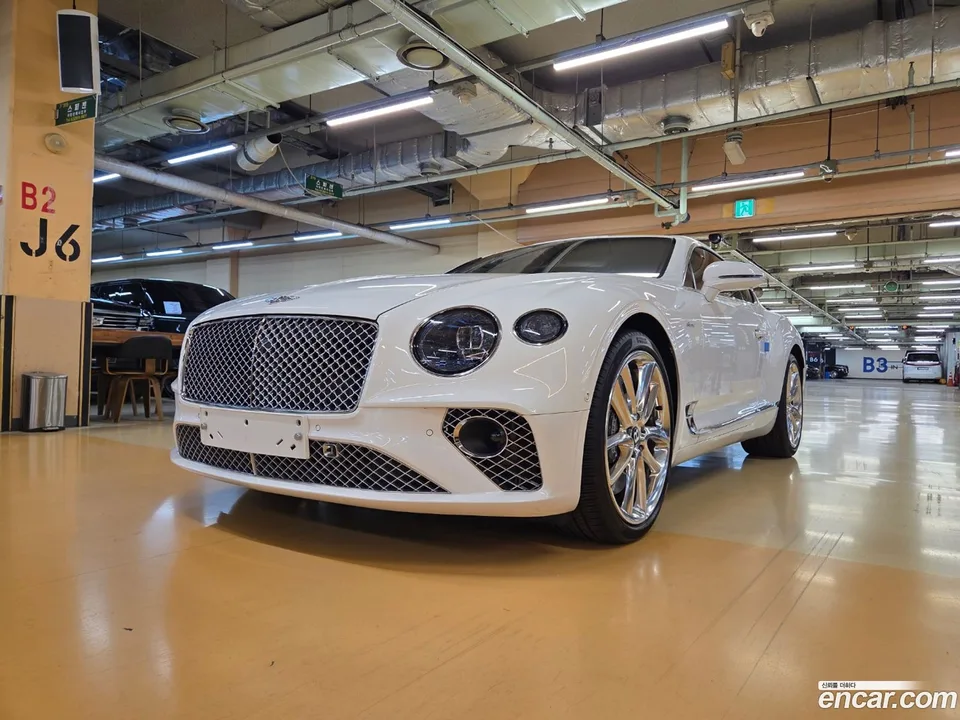 Bentley Continental GT 4.0 GT 2023 — фото 1, купить с доставкой в Москву