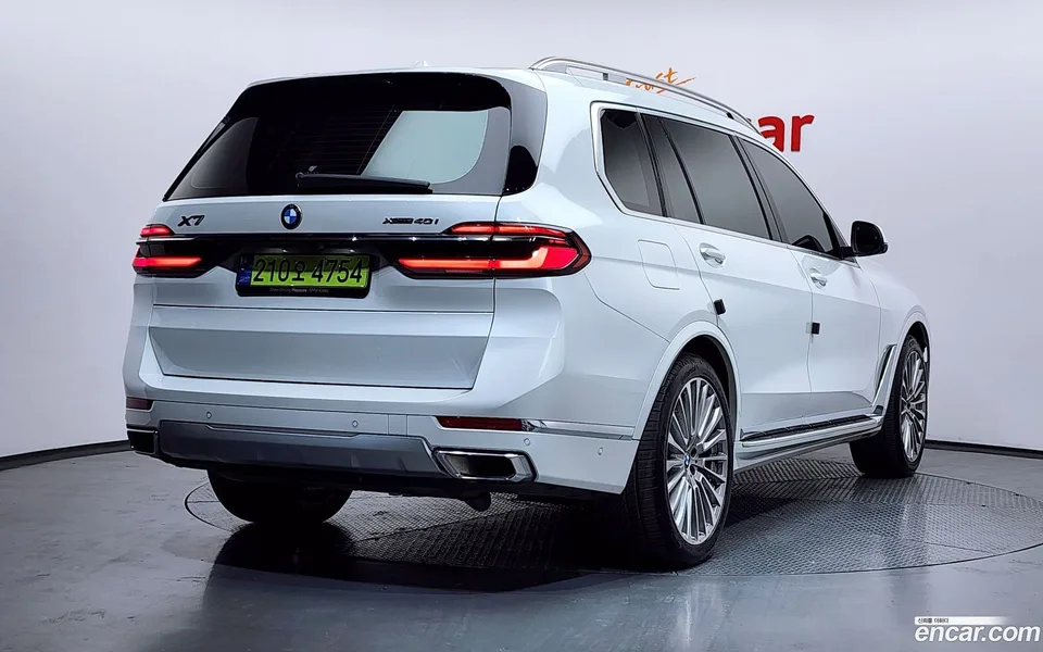 BMW X7 xDrive 40i 6 2023 — миниатюра 2