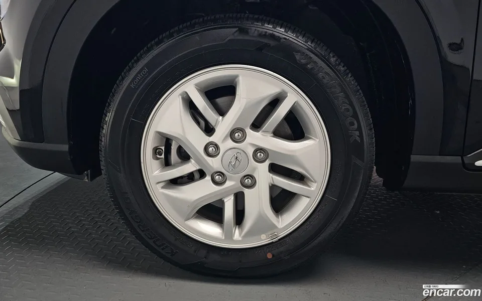 Hyundai Venue 1.6 2025 — миниатюра 5