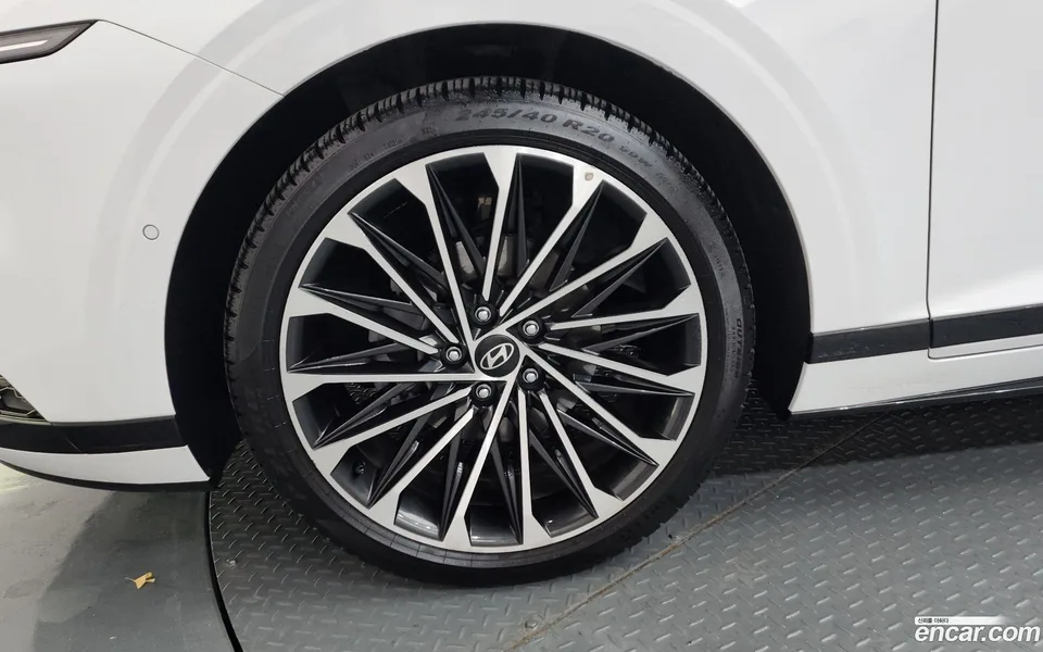 Hyundai Grandeur Hybrid 2024 — миниатюра 2