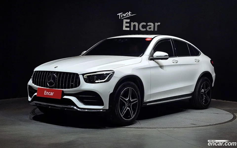 Mercedes-Benz GLC-Class GLC300 4MATIC 2022 — фото 1, купить с доставкой в Москву