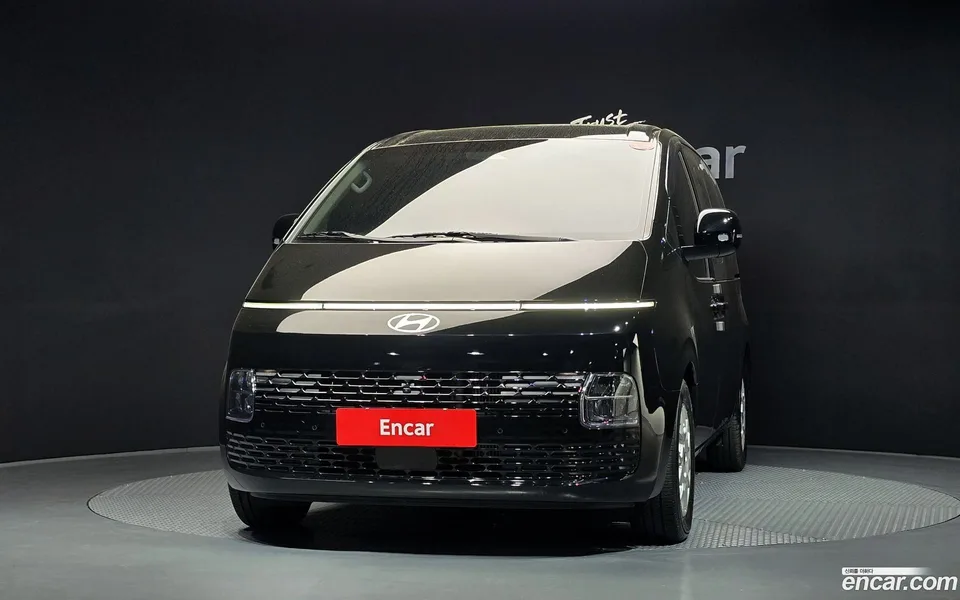 Hyundai Staria 5 2025 — миниатюра 3