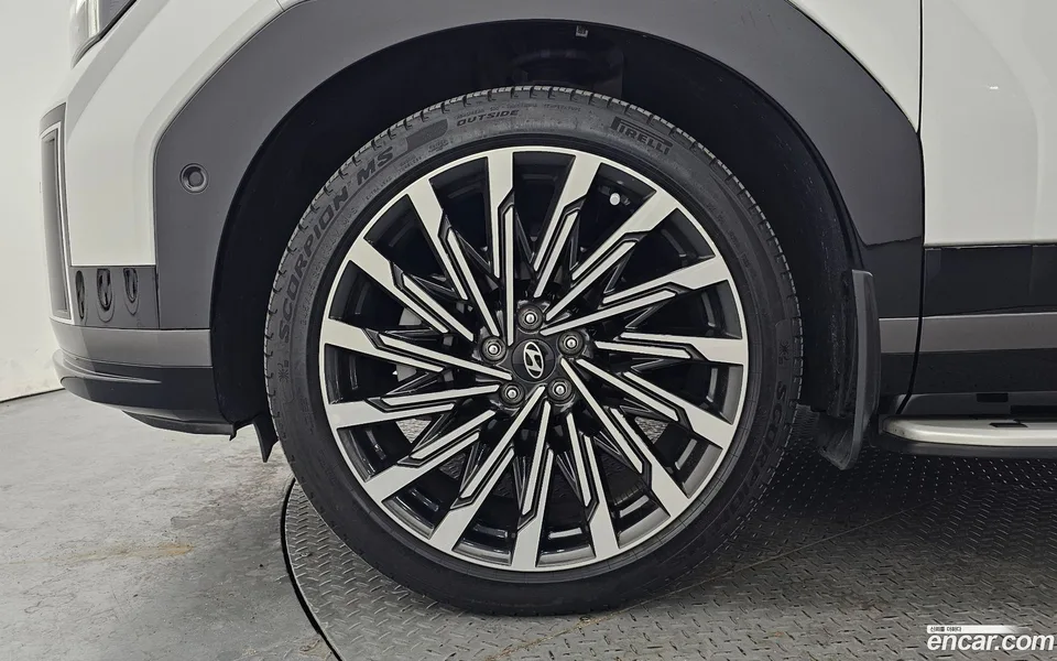 Hyundai SantaFe 2.5T 2WD 2023 — миниатюра 2
