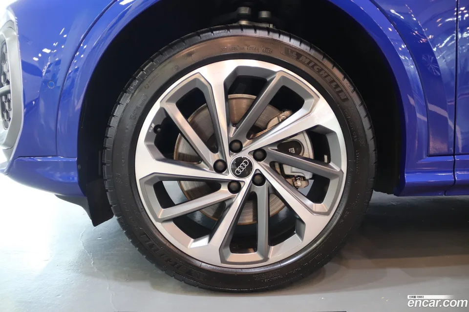 Audi Q5 (80A) 40 TDI S Line 2025 — миниатюра 2