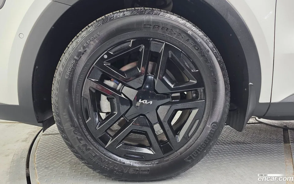 Kia Sorento HEV 1.6 2WD 2023 — миниатюра 2