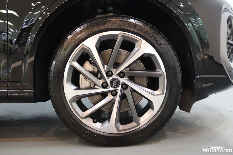 Audi Q5 (80A) 40 TDI S Line 2025 — миниатюра 2