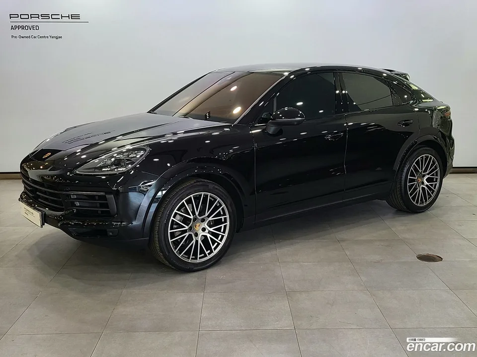 Porsche Cayenne 3.0 2023 — photo 1, buy with delivery to Moscow