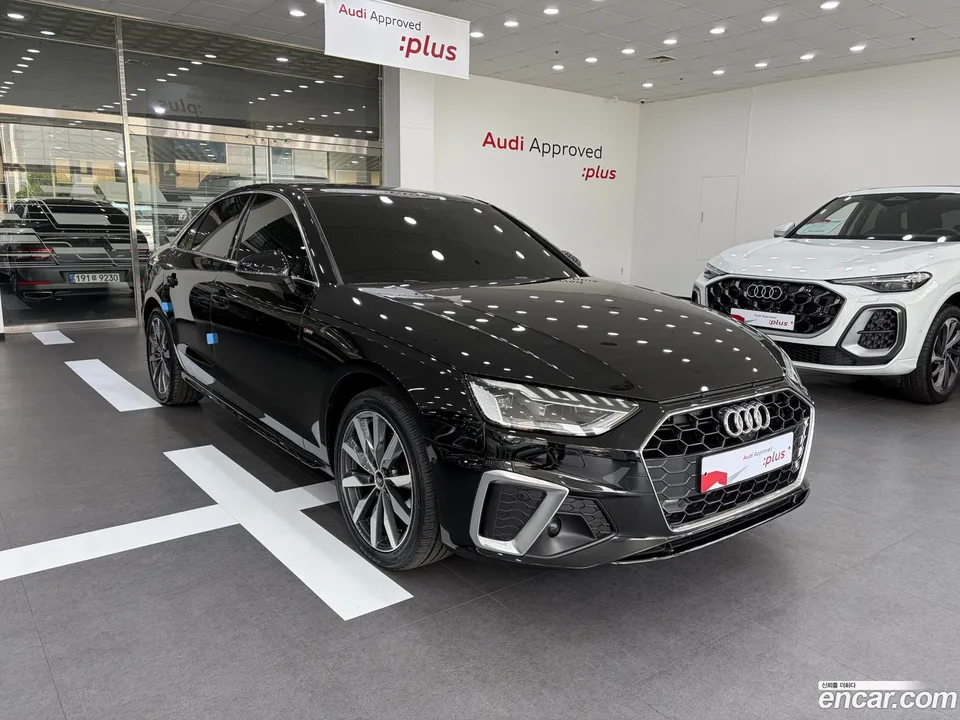 Audi A4 40 TFSI 2023 — фото 1, купить с доставкой в Москву