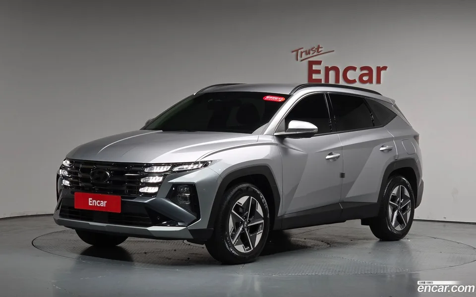 Hyundai Tucson NX4 2.0 2WD 2025 — фото 1, купить с доставкой в Москву