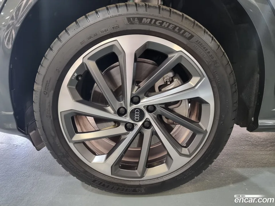 Audi Q5 (80A) 40 TDI S Line 2025 — миниатюра 2