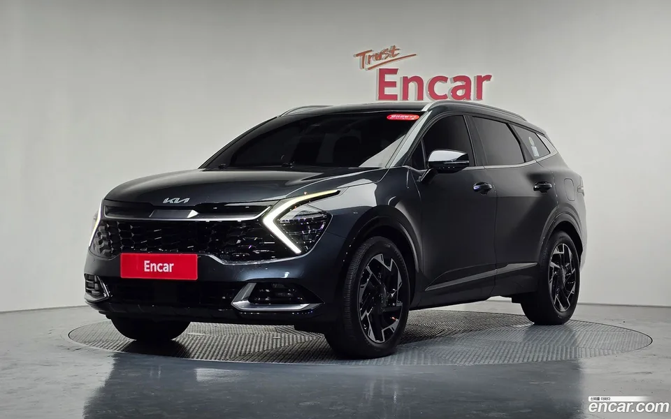 Kia Sportage 1.6 2WD 2022 — фото 1, купить с доставкой в Москву