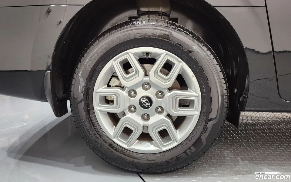 Hyundai Staria HEV 1.6 3 2024 — миниатюра 2