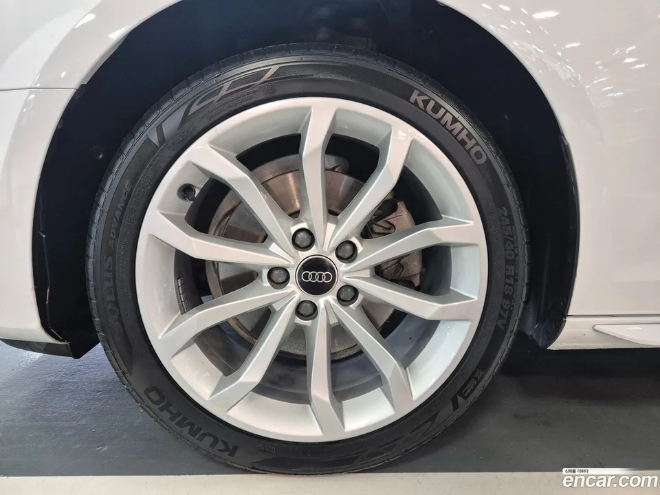 Audi A4 40 TFSI 2023 — миниатюра 2
