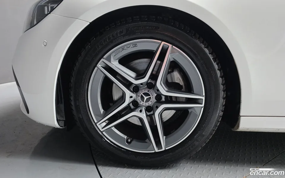 Mercedes-Benz E-Class E250 AMG Line 2022 — миниатюра 2
