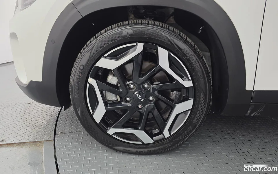 Kia Seltos 1.6 2WD 2024 — миниатюра 2