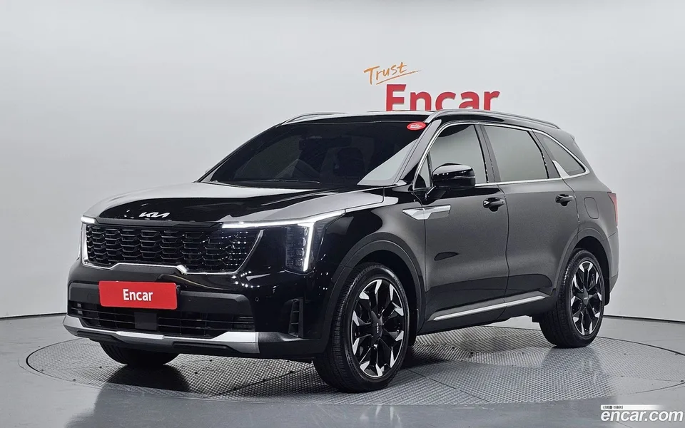 Kia Sorento 2.2 2WD 2023 — фото 1, купить с доставкой в Москву