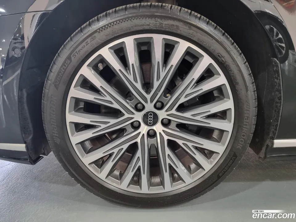 Audi A8 55 TFSI LWB 2023 — миниатюра 2