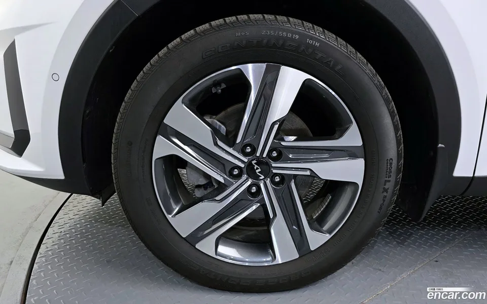 Kia Sorento HEV 1.6 2WD 2023 — thumbnail 5
