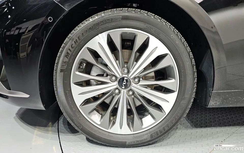 Kia K8 Hybrid 2023 — миниатюра 2