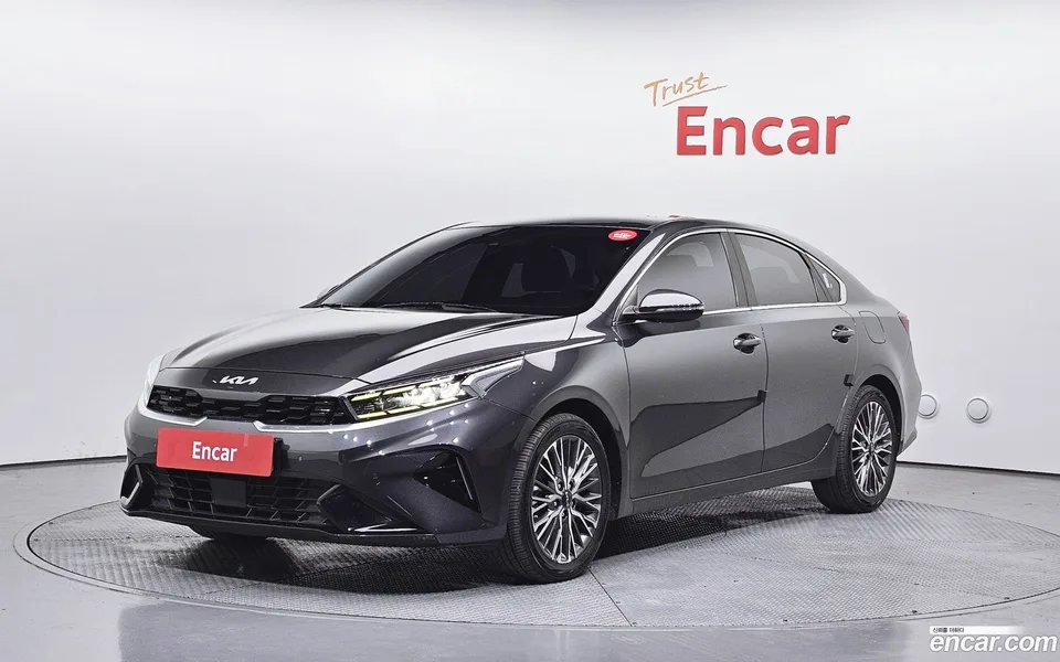 Kia K3 1.6 2022 — photo 1, buy with delivery to Moscow