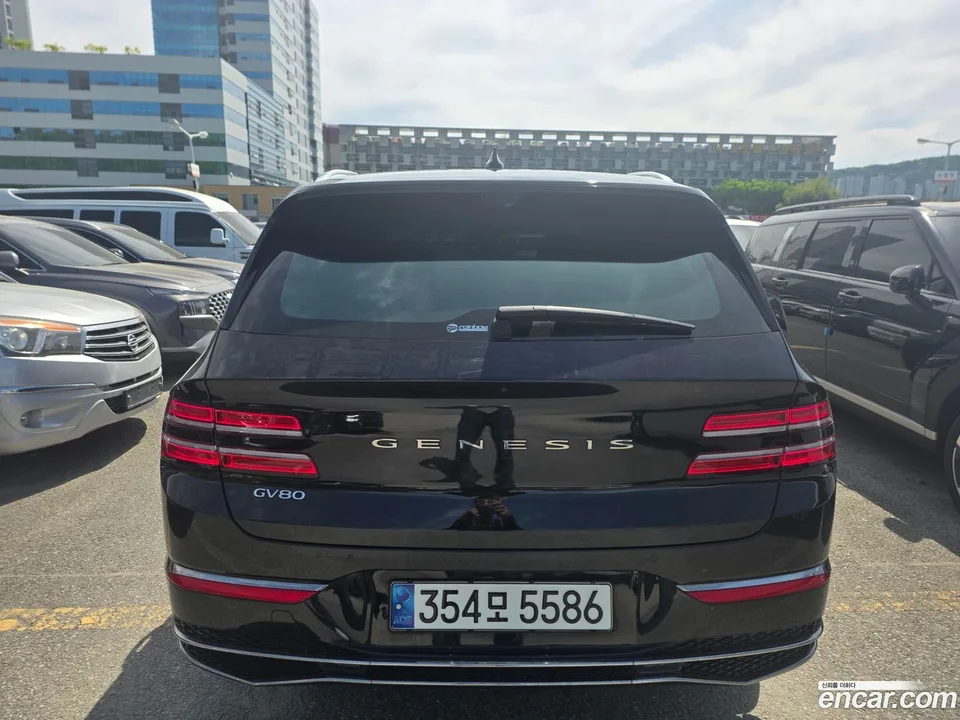 Genesis GV80 2.5T 2WD 2023 — thumbnail 4