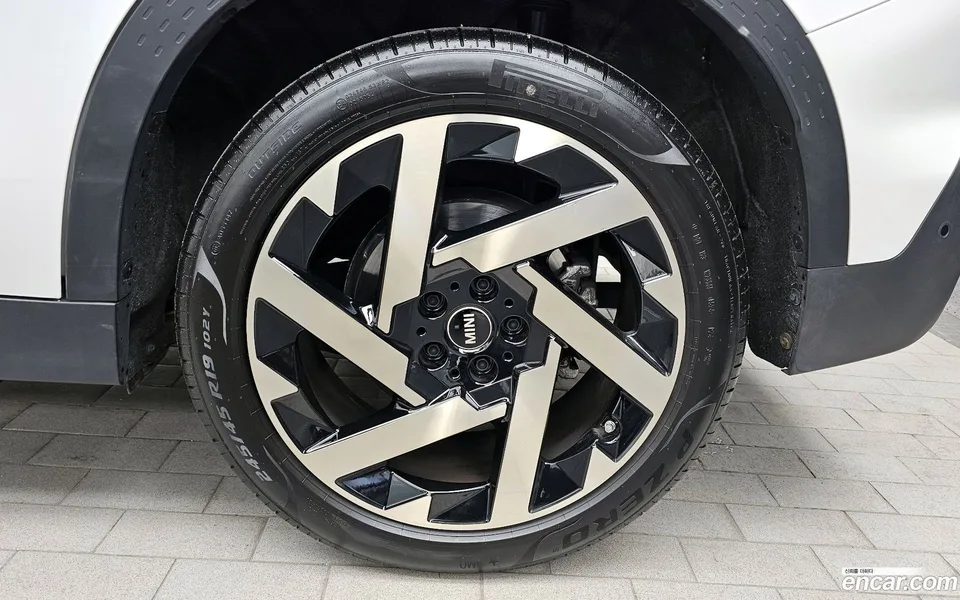 MINI Cooper S Countryman ALL4 2024 — миниатюра 2